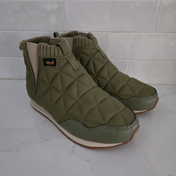 EUC Teva Ember Quilted Ankle Boot Mid Water-Repellent Bootie Burnt Olive Drab 5 - Picture 2 of 9